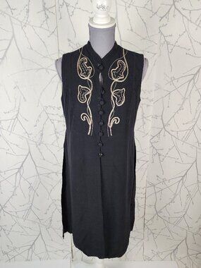 Julian Taylor VTG Floral Embroidered Mandarin Collar Side Slit Tunic